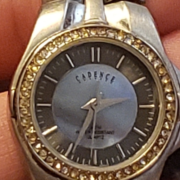 Watch - Picture 4 of 4